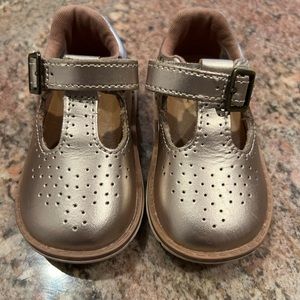 Baby girls Mary Jane stride rite 4 leather